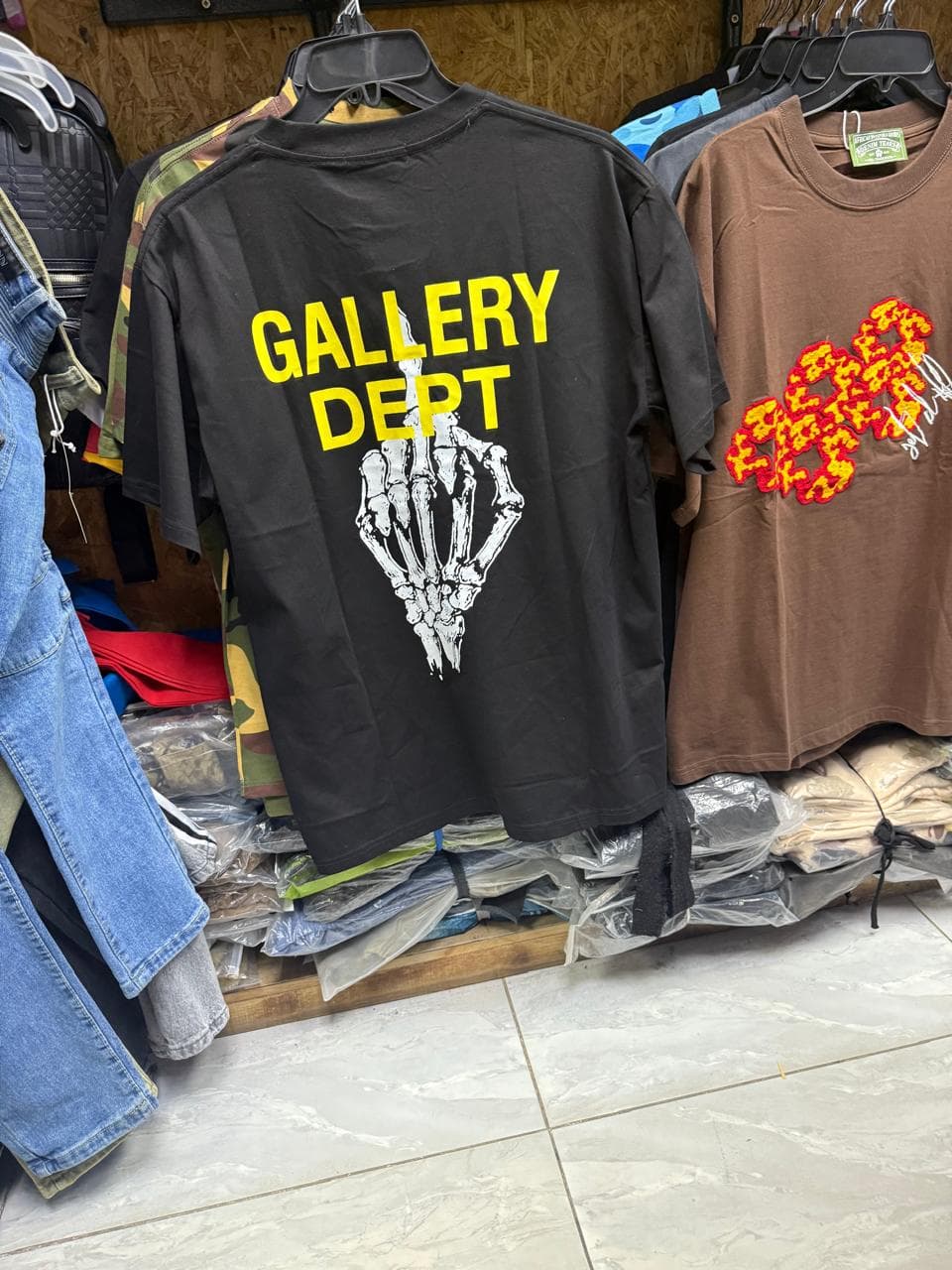 Gallery dept t shirt 